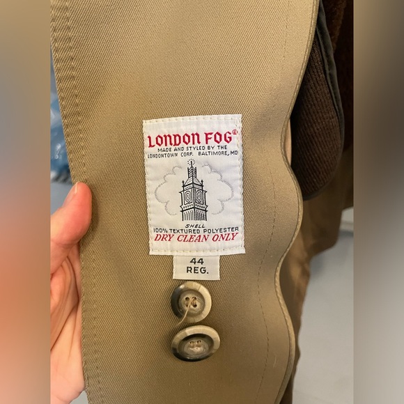 Vintage London Fog trench coat with removable lining - Picture 4 of 16